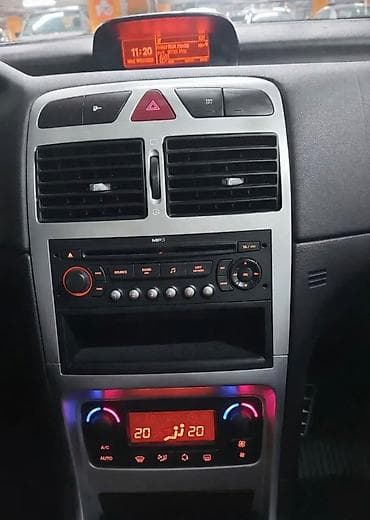 soleks motori prodaja: Pežo 307 SW karavan. Automobil proizveden za skandinavsko tržište — 6