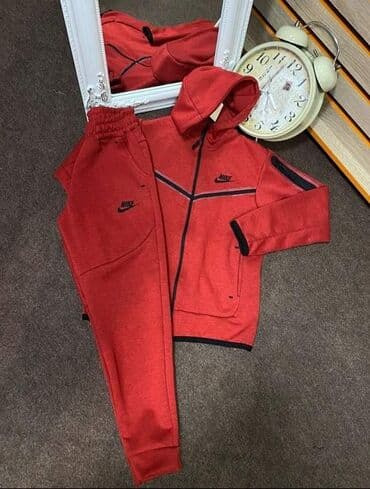 ski jakna i pantalone: Veličine 12 i 14
Pamuk
Cena 4400 din — 1