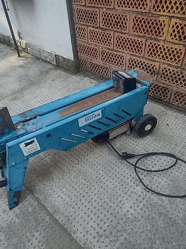 Welding Machines: Cepač za drva 5T - Cepač za drva donešen iz Nemačke model GUDE W — 7