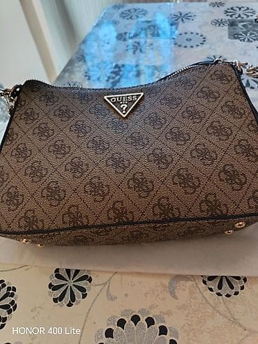 crni zenski dzemper: GUESS ženska torba – monogram print - Model: baguette/shoulder bag sa — 5