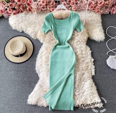 novogodisnje haljine za devojcice: Haljina: 1600 dinara 
2.kom = 2200 dinara — 8