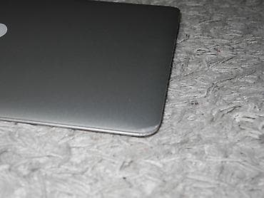 mini smart telefoni: Prodajem apple macbook air mid 2013 8/256gb racunar je potpuno — 9