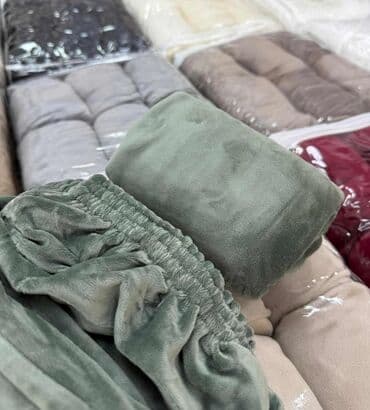 navlake za namestaj po meri: 🍃Navlake za stolice🍃 🍃Paket sadrži 6 komada 🍃Materijal-pliš 🍃Cena-3000 — 9