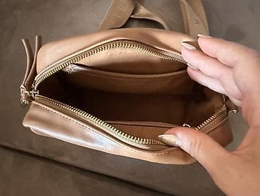 torbica hermes: MOHITO ženska crossbody torba u bež/karamel nijansi. - Materijal — 4