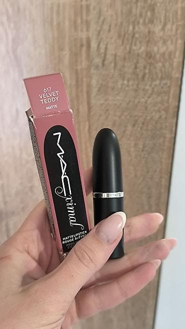 the look vrbas: MAC ruž za usne – Velvet Teddy (nijansa 617), mat završnica. - — 4