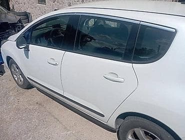 automobila: LEVA VRATA ZA PEUGEOT 3008 | Polovini delovi za Peugeot 3008 Delovi — 1