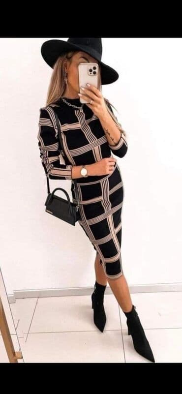 c a kombinezoni: A K C I J A.
Kompleti
Trikotaža
2700 din — 1