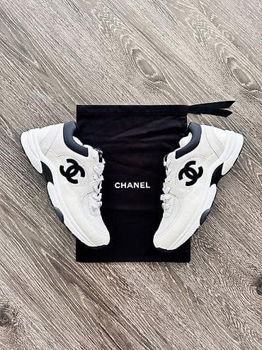 nine west torba za laptop: Chanel patike – model sa logoom CC - Boja: belo/krem sa crnim — 1