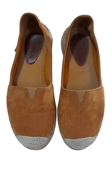 Espadrile: Espadrile