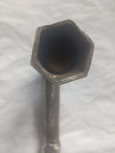 lampe sa perjem: Krivo-okasti ključ sa slike OK 37 mm dužine 400 mm, ručica debljine — 2