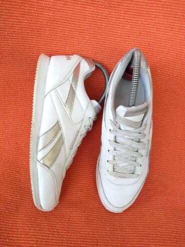 replay is more patike: Reebok, 38, color - White — 9