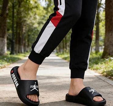 jordan papuče: 36 do 45 
Novi model 
Cena 2600 din ✅️
NT❤ — 1