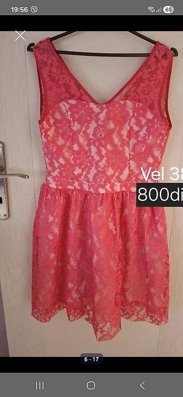 podsuknje za haljine: Čipkana haljina bez rukava u intenzivnoj roze. Spoljašnji sloj je — 1