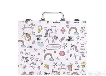 only kozne jakne: 🦄 Cena 3000 dinara 🦄 Školski kofer set za crtanje i slikanje. Komplet — 4