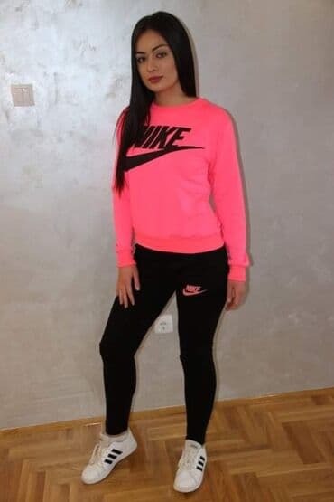 SUPER AKCIJA veličine M za samo 2800 din na lalafo.rs SUPER AKCIJA veličine M za samo 2800 din