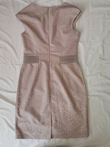 haljine elipsa cene: Bež elegantna haljina L. Kao nova, u savršenom stanju. Piše da je — 6