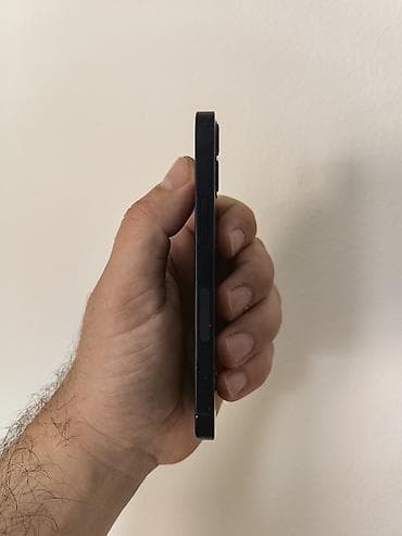 iphone 12 mini oglasi: Iphone 12 mini icloud free i sim free sa 64gb memorije. Stavljena nova — 2
