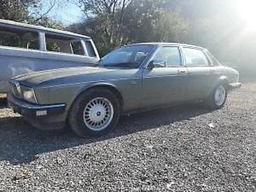 digalka za kola: DAIMLER JAGUAR 4.0 STRANAC | Auto je za delove ili dalji projekat — 1
