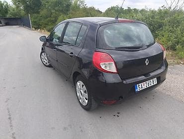 tucanik u dzakovima: Renault Clio 1.2 16v 2009god; registrovan do 05.27. Na prodaju Clio — 4