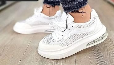 Prelep model zenskih patika NOVO!
36-41
Cena 2590 din
DM na lalafo.rs Prelep model zenskih patika NOVO!
36-41
Cena 2590 din
DM