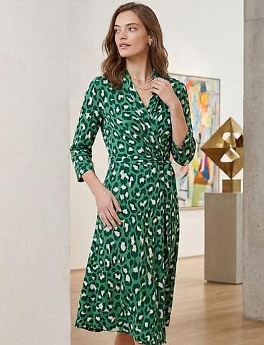 mona sandale: Zeleno midi wrap haljina sa animal printom - Kroj: preklopni (wrap) — 1