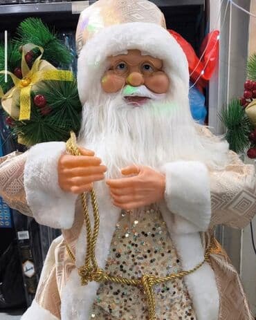 Deda mraz 8500din Visine 1 metar ✨ Prelep ukras za dom, izlog ili