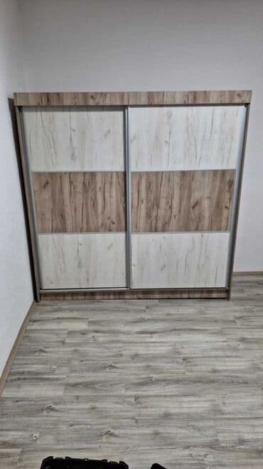 forma ideale namestaj sa greskom cene: A. Ormar
350 e — 1