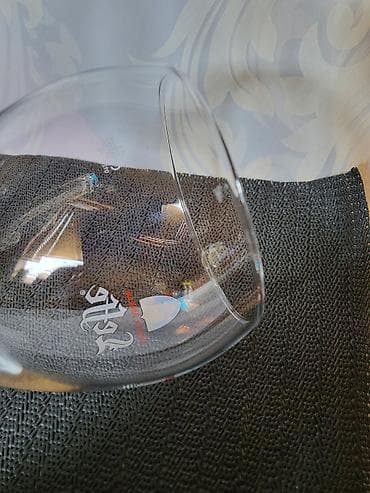 zwiesel case: Case nove za pivo Leffe. Case za pivo nove,jedna malo fabricki — 9