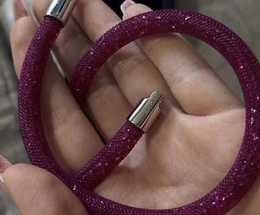 jysk stol za terasu: Swarovski narukvica - Originalna tamnoplava kutija sa srebrnim — 3