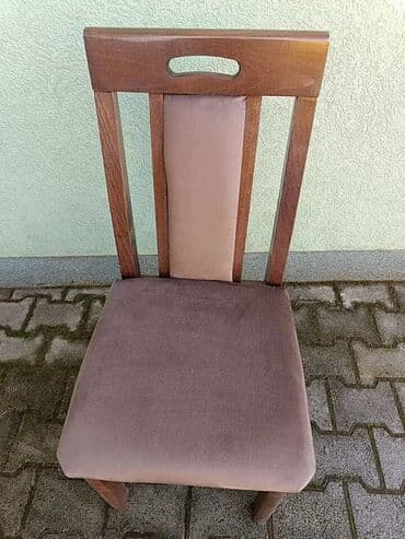 Stolice: 08. stolica 
3900
Vik — 10