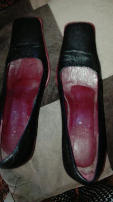 Pumps, 38