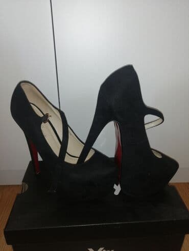 baletanke 38: Poslednji par
Italijanske stikle broj 39 odgovaraju i za 38 — 4