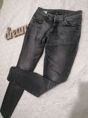 pantalone od vestacke koze: Odlicne C&A Push-up M/38 Struk 38cm Bokovi 48cm Butine 24 cm — 6