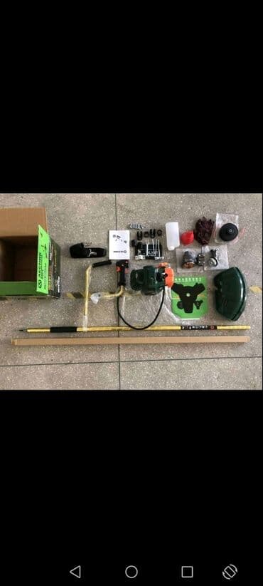 mala motorna testera: Prodajem nov i kvalitetan Lesnik benzinski trimer. Model — 5