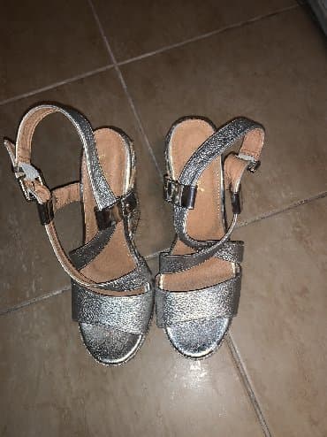 c a papuce: Sandale, 38 — 2