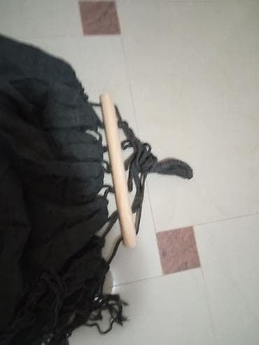 ekskluzivne case za vino: Crna viseća ležaljka sa drvenim prečkama - Materijal: čvrsta tkanina — 2