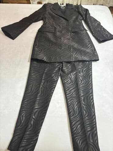 new yorker pantalone: Mona, XL (EU 42), Sa ilustracijom, bоја - Crna — 1