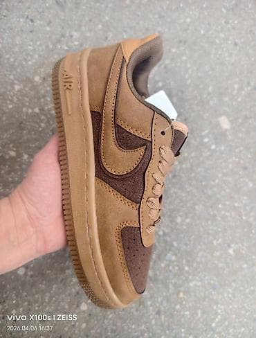 NIke
36 do 40 — 3