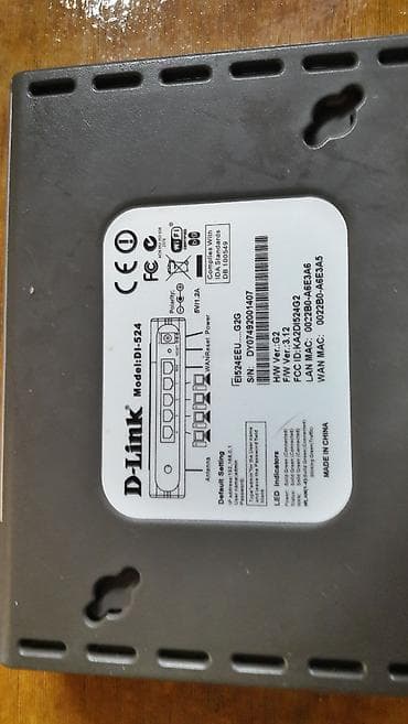 Video Games & Consoles: Wireless router d-link DI-524 Standards •	IEEE 802.11g •	IEEE — 3