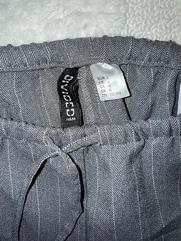 Muška obuća: Pantalone H&M. Obucene dva puta. Iz nove kolekcije — 1