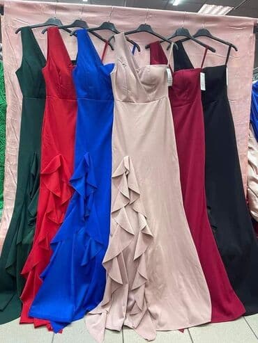 haljine duge: 2600 din — 3