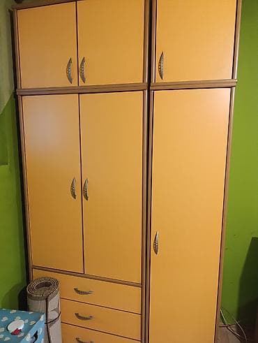 jysk ormari za odlaganje: Veliki orman 
dvokrilni i jednokrilni
233x127cm — 2