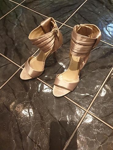 new balance 550 cena: Sandale broj 36 kao nove — 1