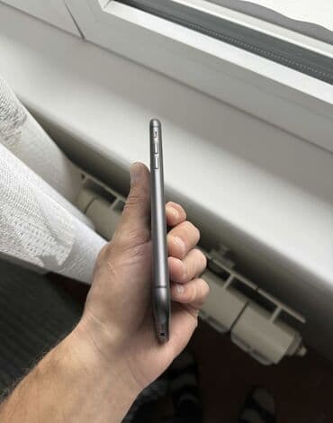 Elektronika: Apple iPhone iPhone 11, 64 GB, Crn, Face ID — 6