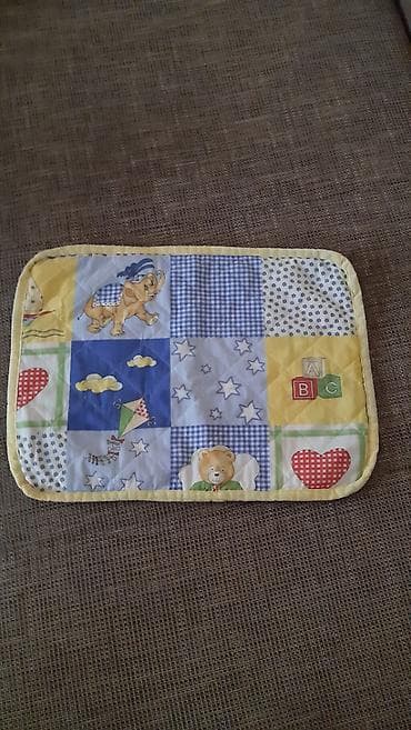 axel za fleke: Podloga za bebe – šarena prošivena mini dekica - Dimenzije: 45 x 33 — 3