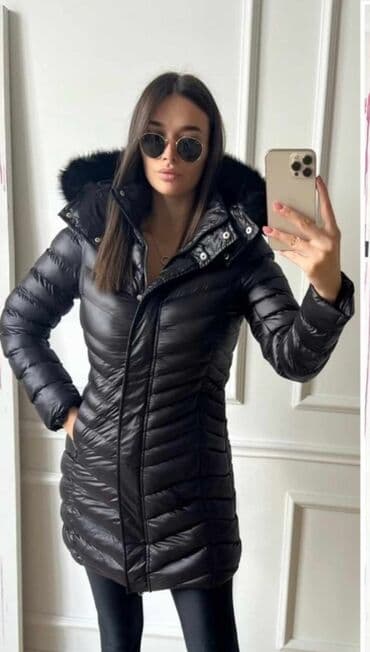 h m ženske zimske jakne: S m l xl 
5000 r.d — 1