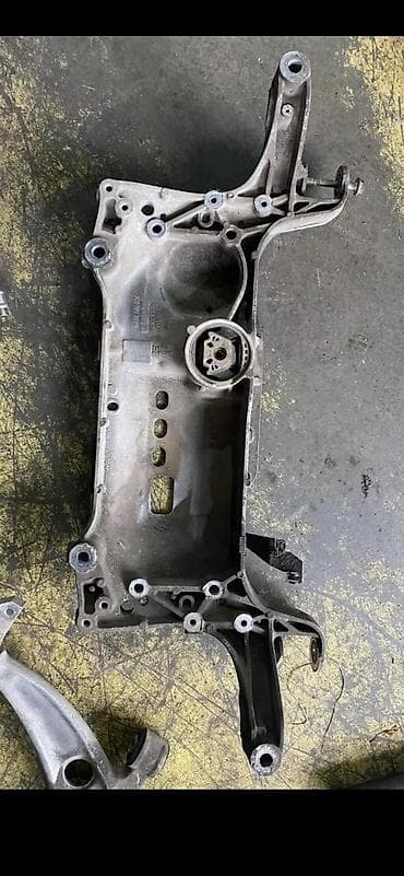 far citroen c3: AUDI Q3 2014 DELOVI TRAP TRAVERZNA KOLEVKA 3C0199369H | Audi a1  a3 — 3