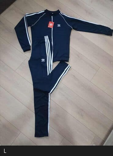 Kupaći kostimi: Komplet trenerka mokra likra bez kapuljace 
Cena 2950 din
AKCIJA ‼️ — 1