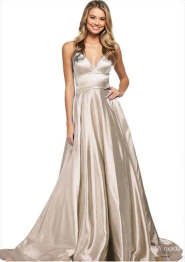 siroke haljine: 2700din — 3