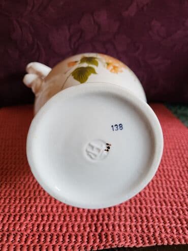 vaza sa cvecem crtez: Vaza nova 70te Zajecar porcelan. Vaza visina. 21cm — 11